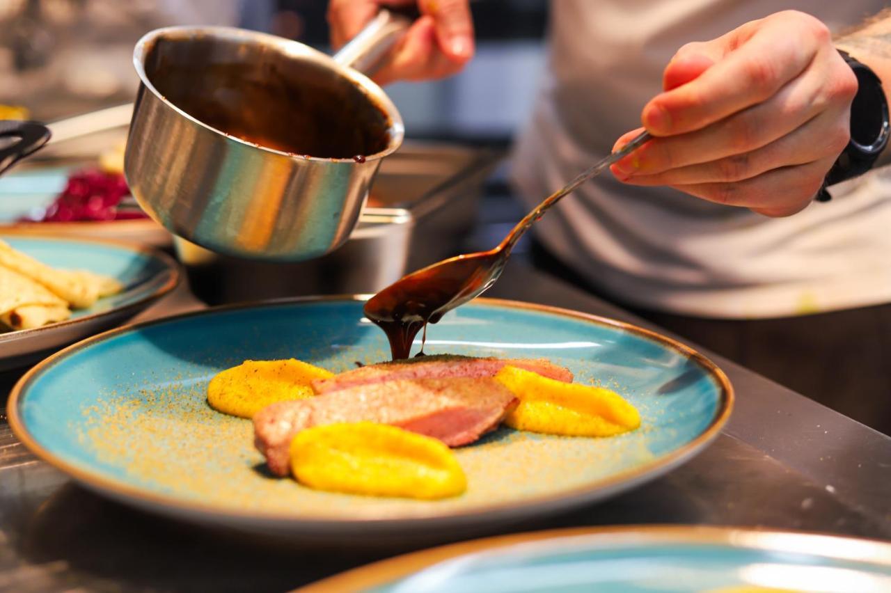Valla Penzion & Restauracia Malacky Ngoại thất bức ảnh